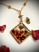 Load image into Gallery viewer, draíocht magical mushroom necklace