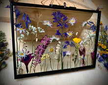 Load image into Gallery viewer, Daisy Bells