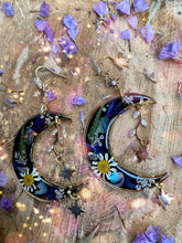 Load image into Gallery viewer, Daisy Mermaid
