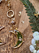 Load image into Gallery viewer, Wicklow Goddess
