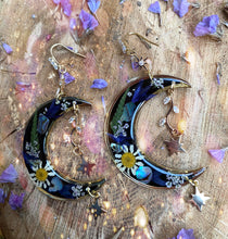 Load image into Gallery viewer, Daisy Mermaid
