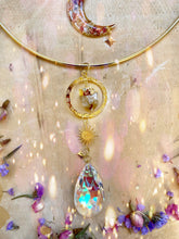 Load image into Gallery viewer, Citrine flower
