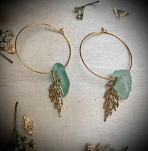 Load image into Gallery viewer, Sea Breeze Earrings
