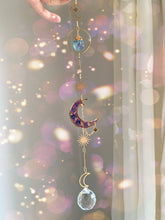 Load image into Gallery viewer, Queen of the Flowers
