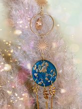 Load image into Gallery viewer, Kissed by the Sky
