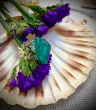 Load image into Gallery viewer, Vibe Sea Glass Ring
