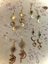 Load image into Gallery viewer, Lúnasa Earrings
