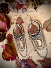 Load image into Gallery viewer, Ramble On Earrings
