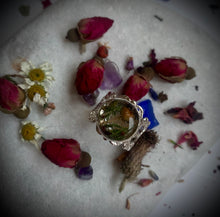 Load image into Gallery viewer, Mushroom Fairytale Ring
