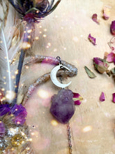 Load image into Gallery viewer, Cana Moon
