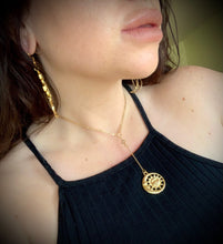 Load image into Gallery viewer, Nuada Necklace
