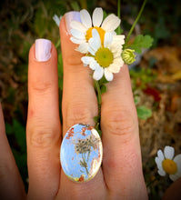 Load image into Gallery viewer, Day Dream Wild Flower Ring
