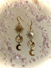 Load image into Gallery viewer, Lúnasa Earrings
