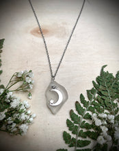 Load image into Gallery viewer, Morning View Sea Glass Necklace

