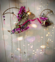 Load image into Gallery viewer, Swan Moon
