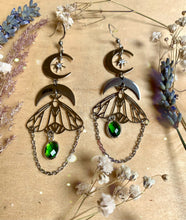 Load image into Gallery viewer, Fly through the night
