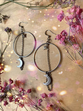 Load image into Gallery viewer, Full Circle
