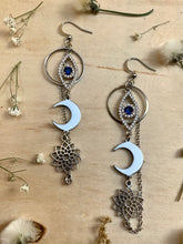 Load image into Gallery viewer, Intuition Earrings
