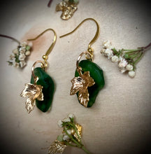 Load image into Gallery viewer, Lizzy Leaf Earrings
