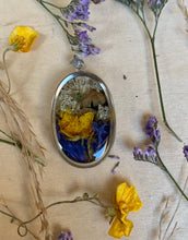 Load image into Gallery viewer, Éiru Pendant (sterling silver)

